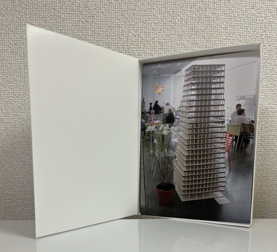 Kazuyo Sejima＋Ryue Nishizawa / SANAA, Zumtobel Group Annual Report - カワイイの本棚