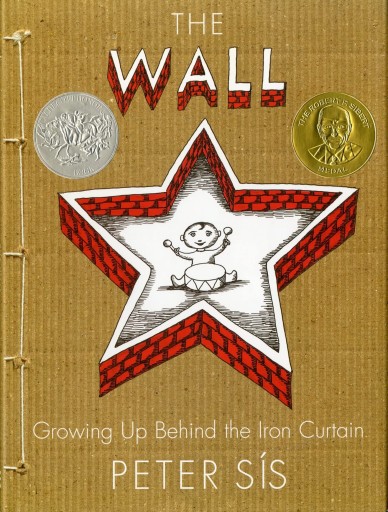 The Wall: Growing Up Behind the Iron Curtain（Caldecott Honor Book） - Ehon House Parade