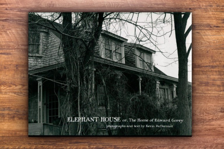 Elephant House Or, the Home of Edward Gorey（Pomegranate Catalog） - Ehon House Parade