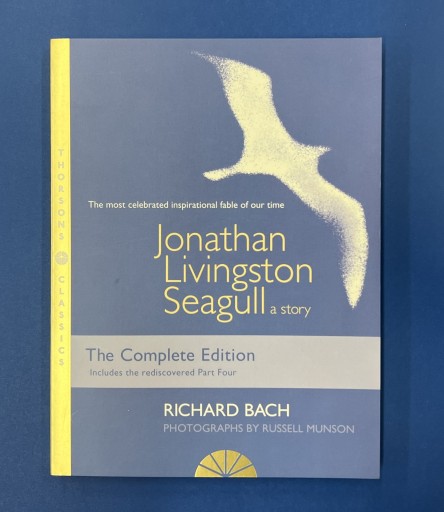 Jonathan Livingston Seagull: A Story - Ehon House Parade
