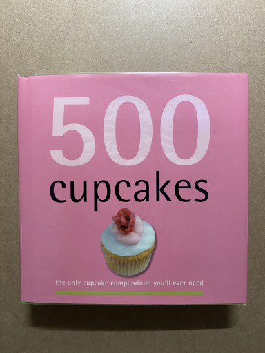 500 cupcakes - BOUDOIR