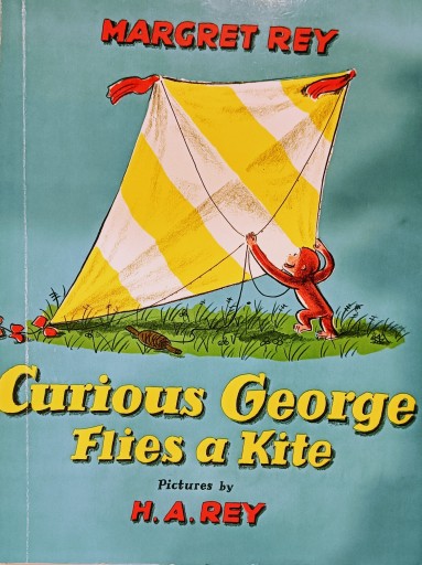 Curious George Flies a Kite - 天志道書店