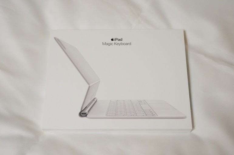 マジックキーボード（iPad Air・11インチiPad Pro対応） - イリスカーラ・船智 日月の本棚
