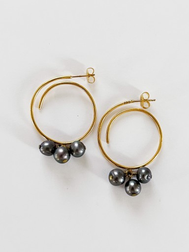 Eloïse Fiorentino perle ピアス - 山沢しげ香