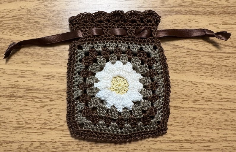 マーガレットポーチ(beige•chocolat) - Librairie Mosu