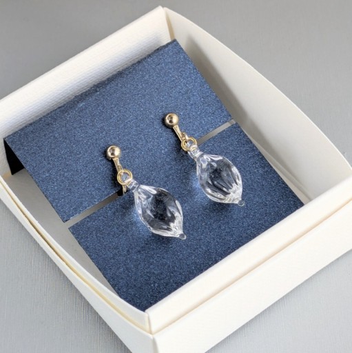 光の種 イヤリング - 青い鳥の物語