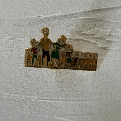 フランス｜ヴィンテージピンバッジ Famille Cheminot - filcôté｜小さな断片の本棚