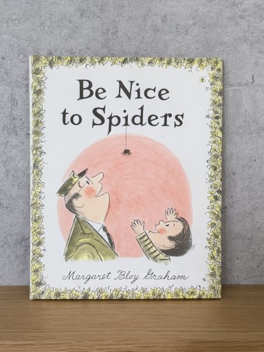Be Nice to Spiders - Ehon House Parade