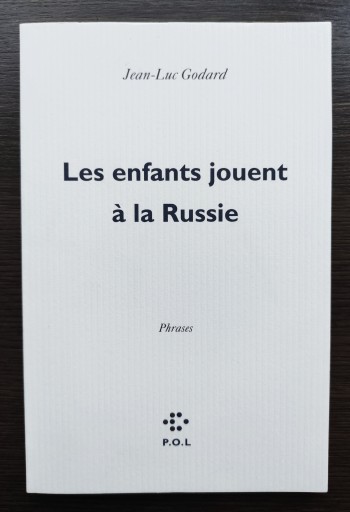 Les enfants jouent à la Russie