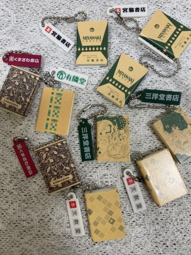 ブックチャーム