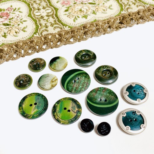 vintage green buttons