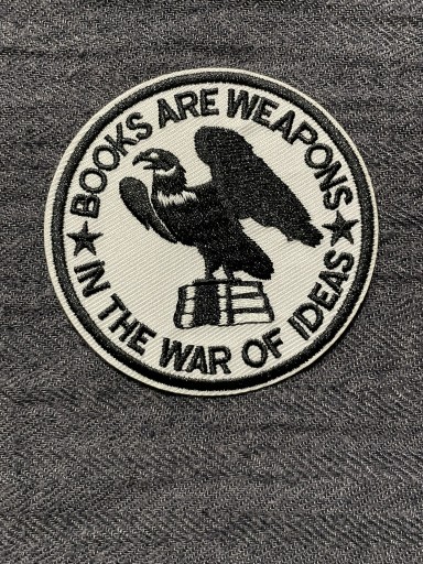 BOOK ARE WEAPONS... アップリケ(ワッペン)