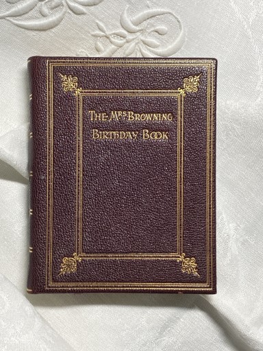 THE Mrs.BROWNING BIRTHDAY BOOK