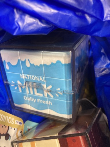 milk キューブ