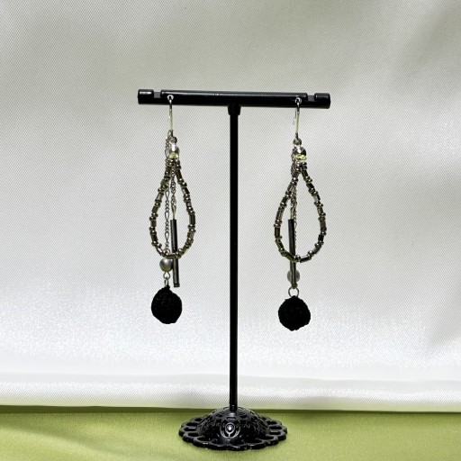 French vintage bonbon & beads pierce